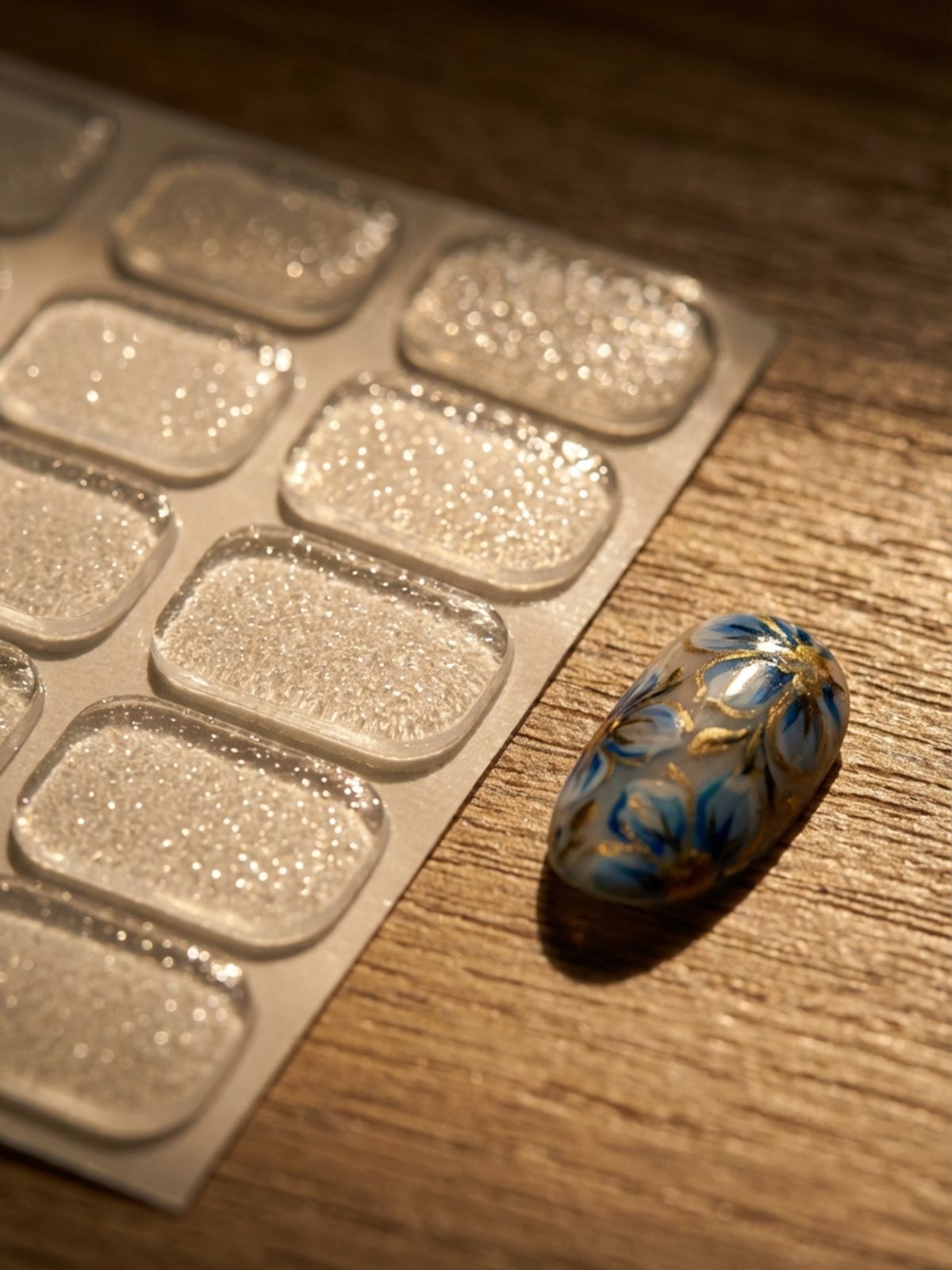 Best Glue for Press-On Nails - Breathable jelly tabs allow you to reuse luxury sets without damaging the nail plate.