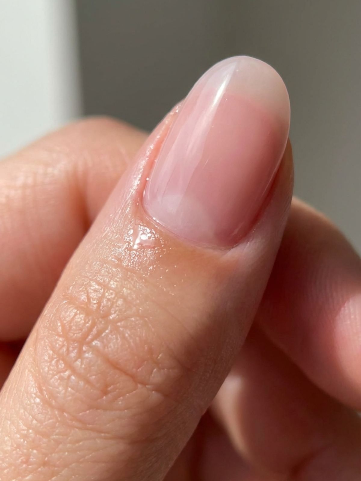 How Often Should You Wear Press-On Nails - A seamless fit at the cuticle line is the secret to making press-ons look like a salon-sculpted gel manicure.