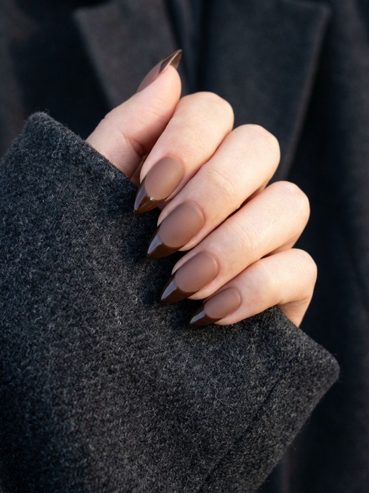 Best Minimal Press-On Nails for Winter - Matte meets gloss in this moody, architectural winter set.