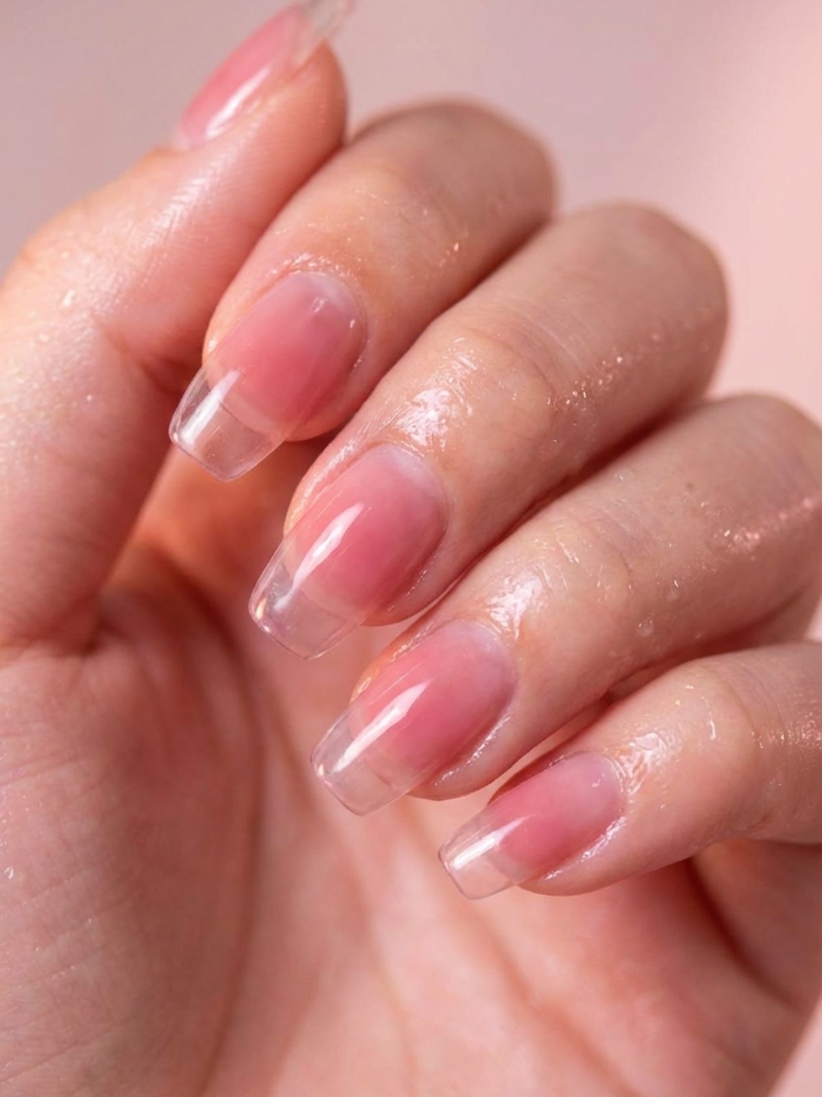 korean blush jelly nails gradient Minimal Nails for Everyday Casual Outfits - Blush jelly nails mimic a natural, healthy flush for a youthful appearance.