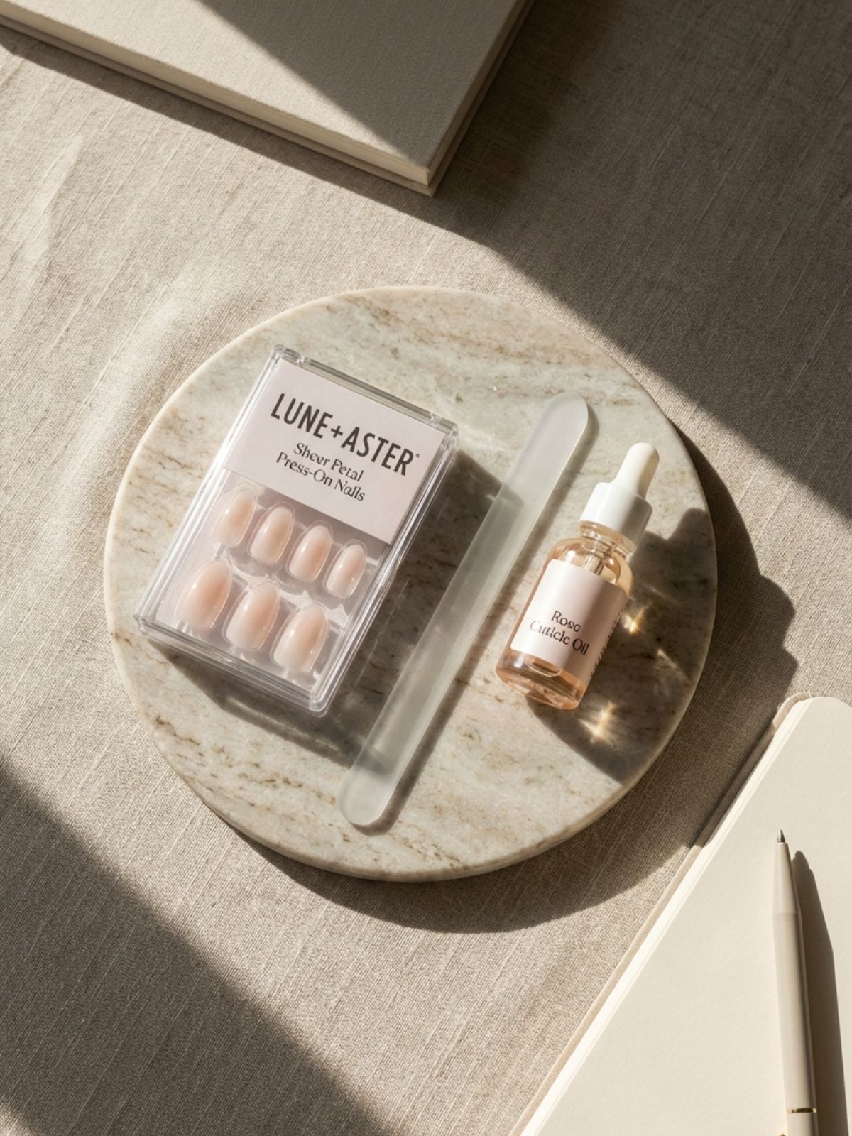 Press-On Nails vs Acrylic Nails - The modern nail kit focuses on quality materials that mimic the light-reflecting properties of natural enamel.